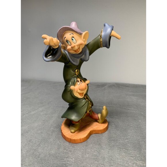 Dancing Partners Dopey & Sneezy Disney Classics Collection Figurine - Picture 7 of 9